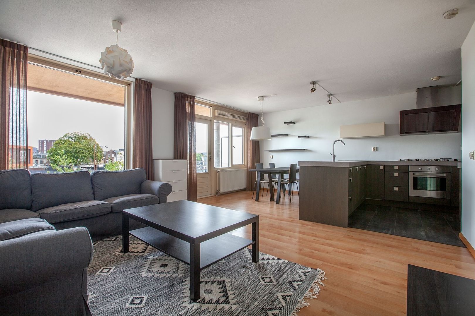 Langgewenst 73, Hilversum foto-1