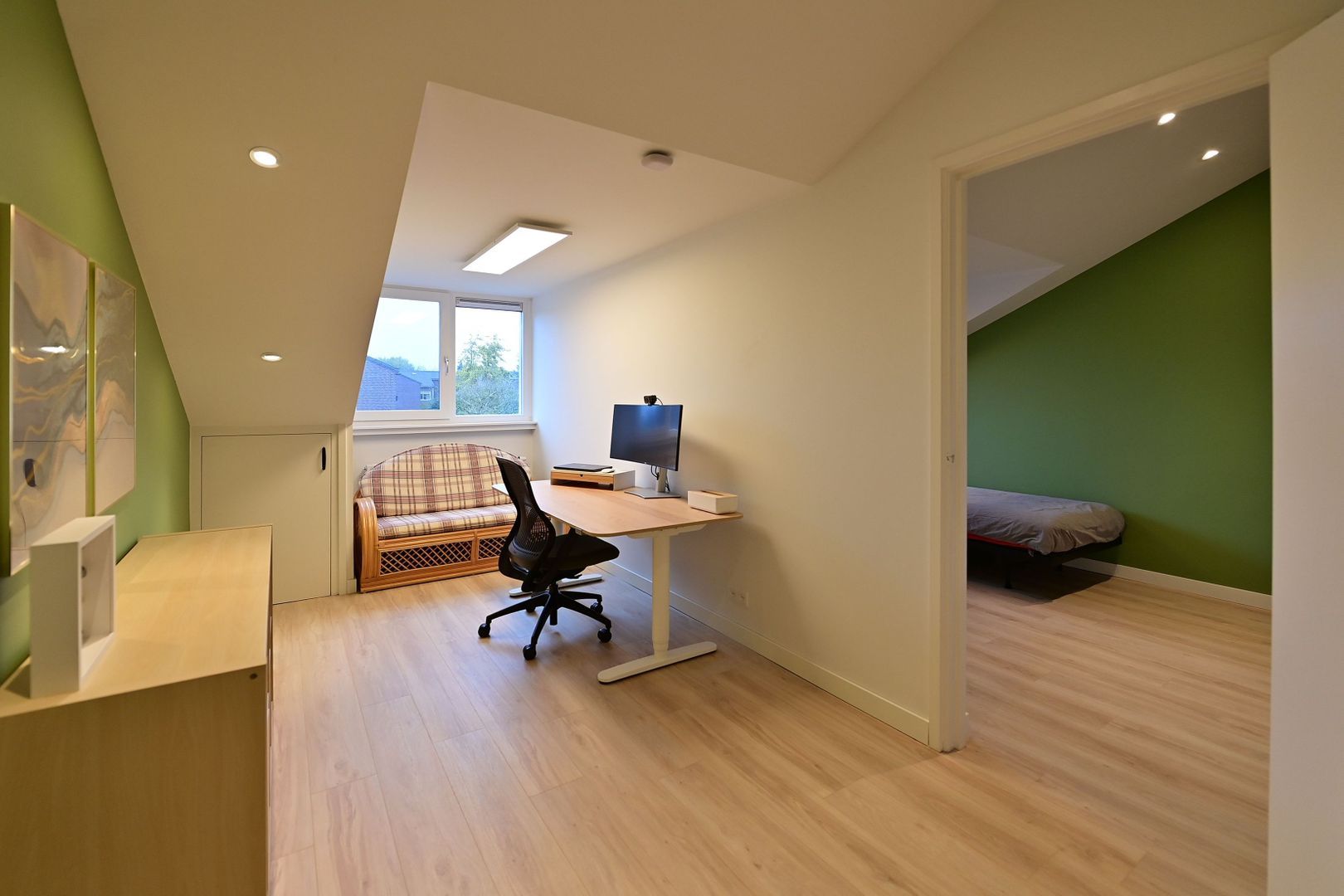 Goudwespmeent 69, Hilversum foto-17