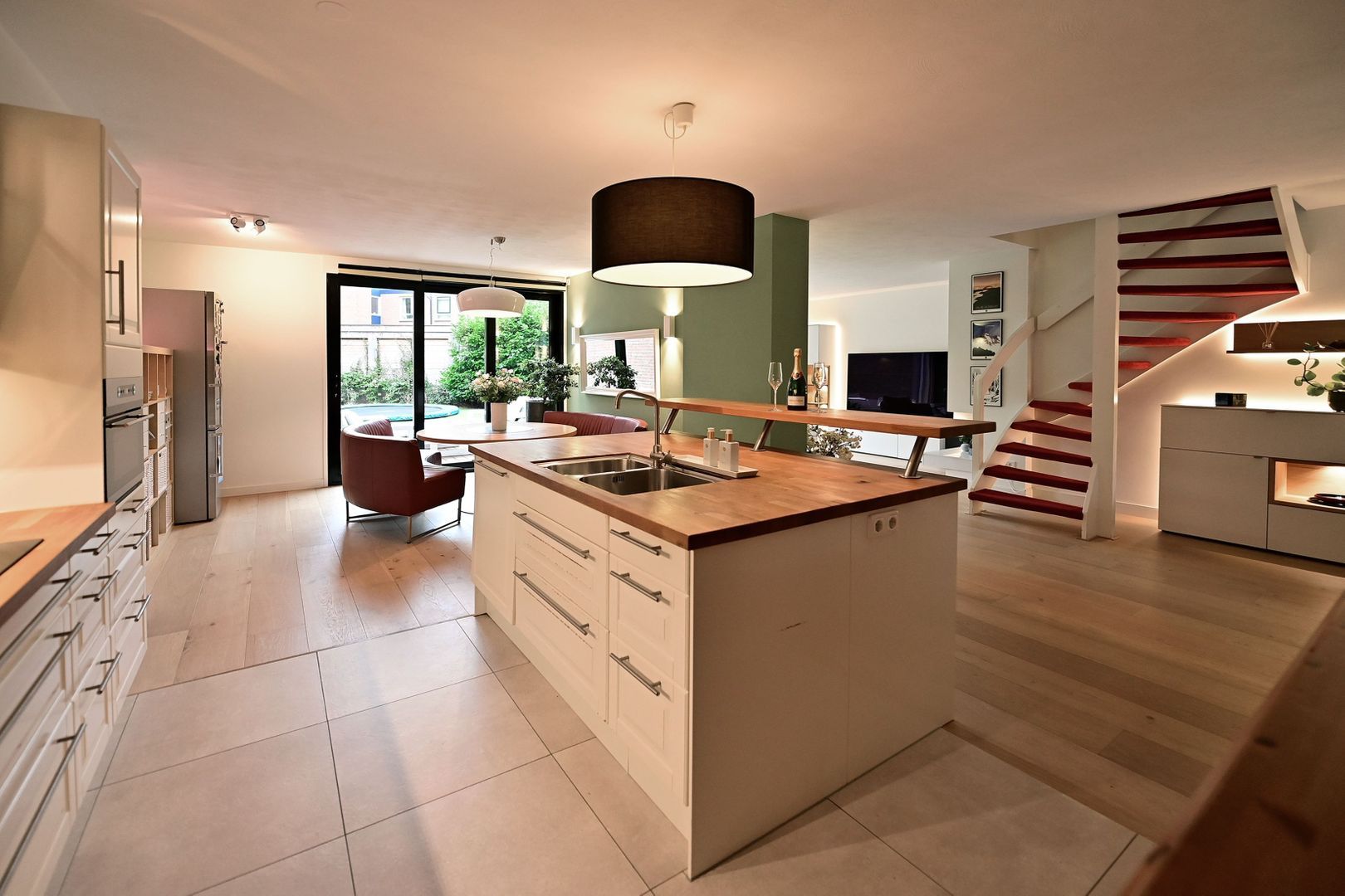 Goudwespmeent 69, Hilversum foto-6