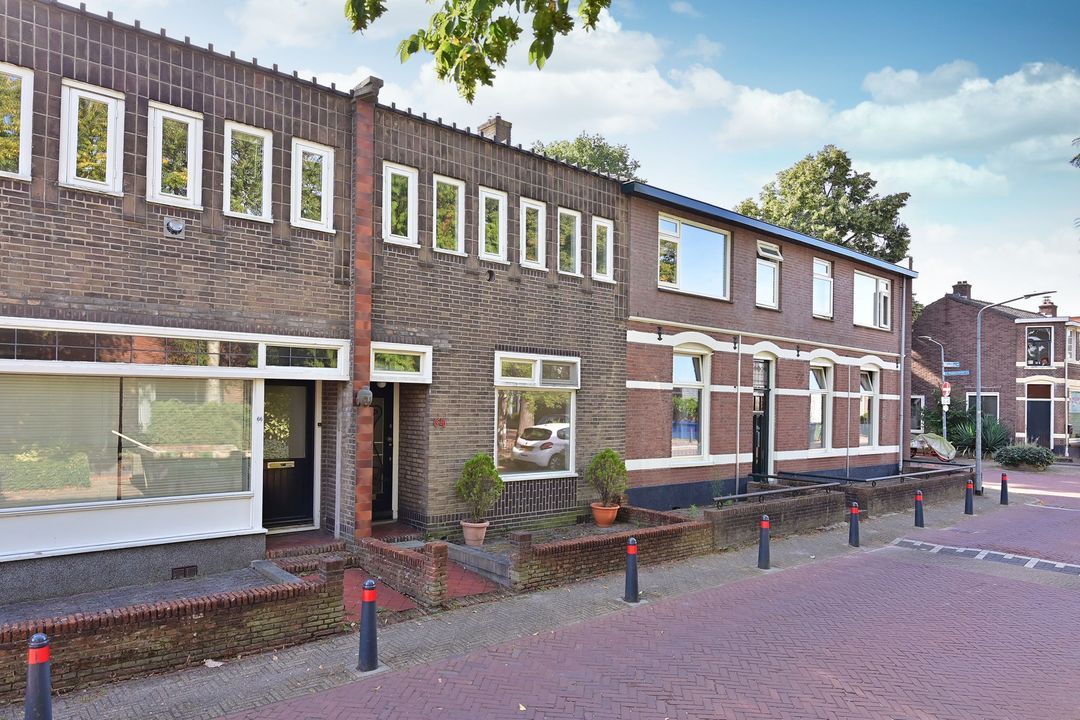 Hoge Larenseweg 64, Hilversum