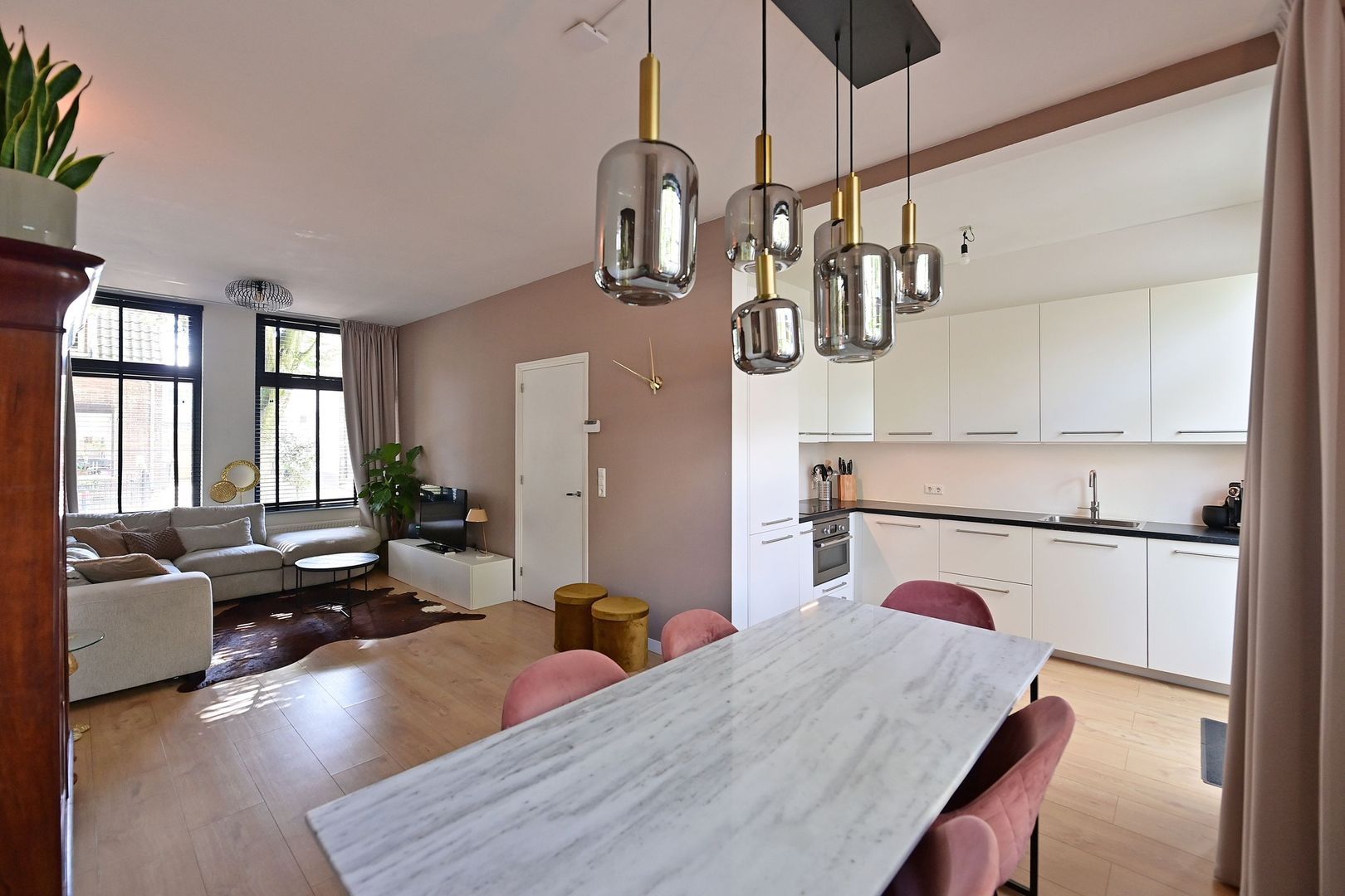 Van Leeuwenhoekstraat 5, Hilversum foto-9