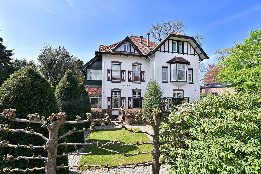 Hoge Naarderweg 93, Hilversum