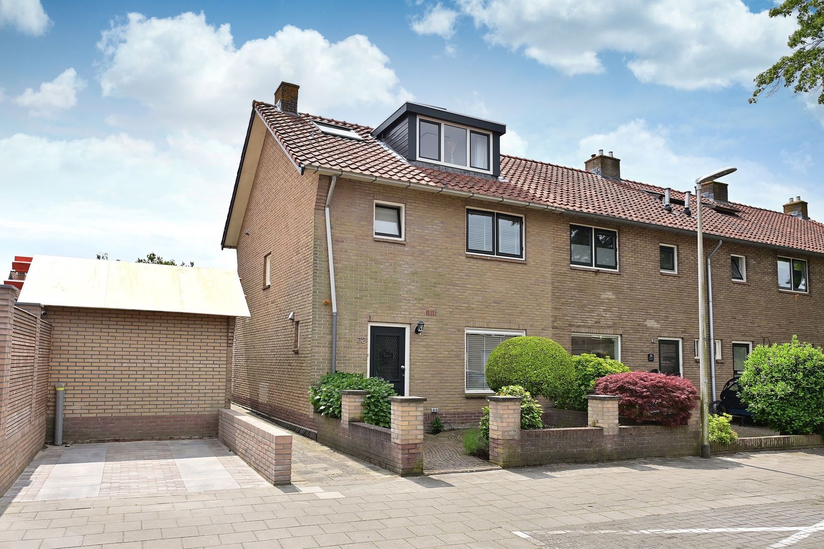 P.M.R. Versteeghstraat 32, Bussum foto-0