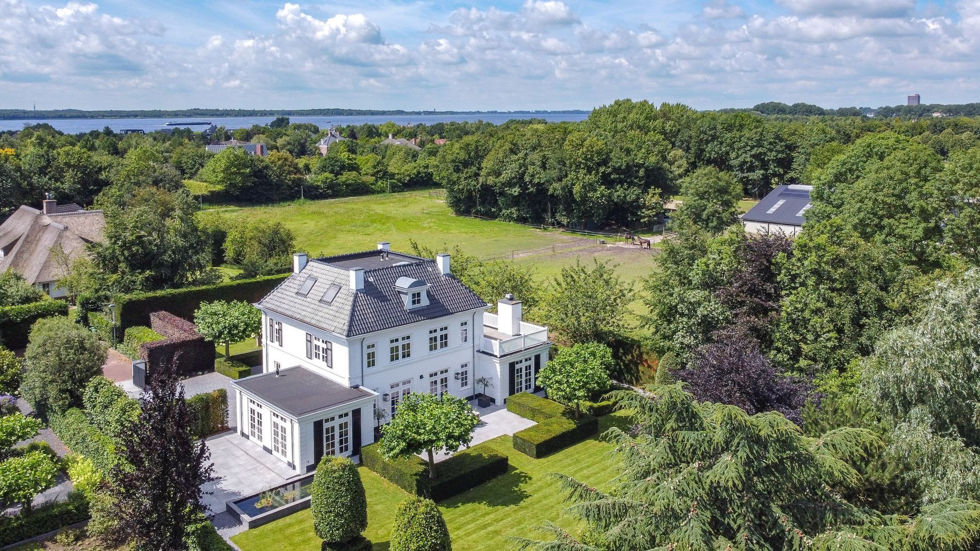 Ludenbos 10, Almere foto-1