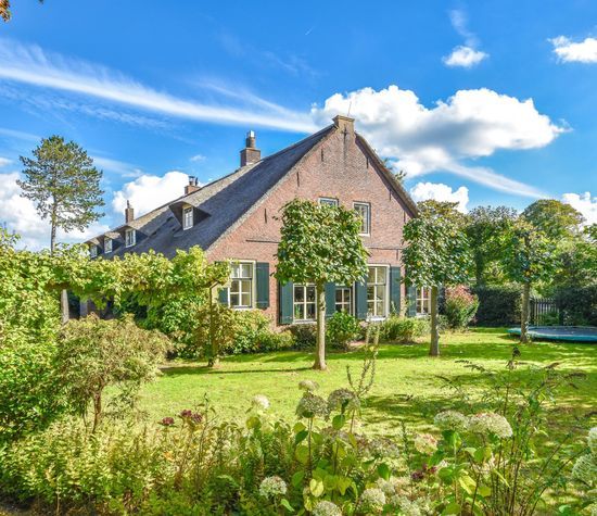 Oosterend 17, Laren