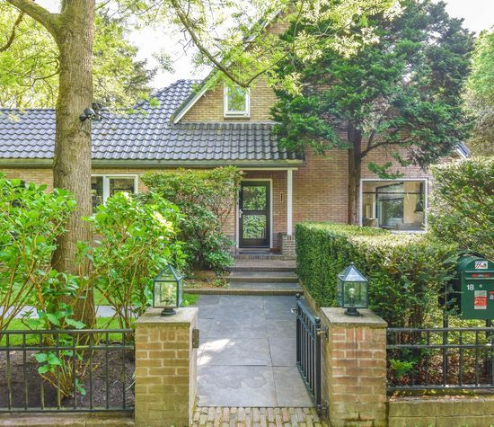 Koloniepad 18, Laren