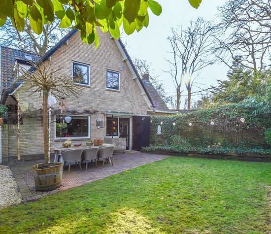 Oud Blaricummerweg 25 a, Laren