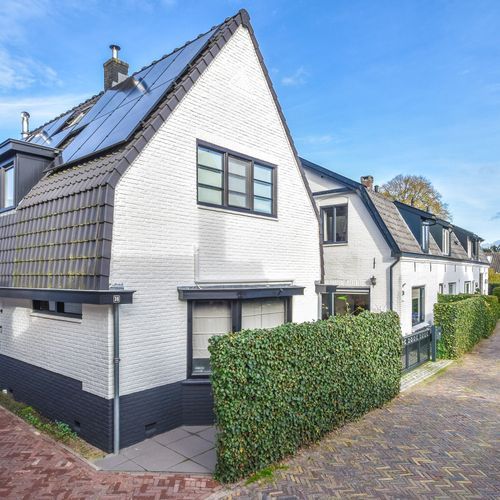 Cornelis Bakkerlaan 36, Laren foto-1