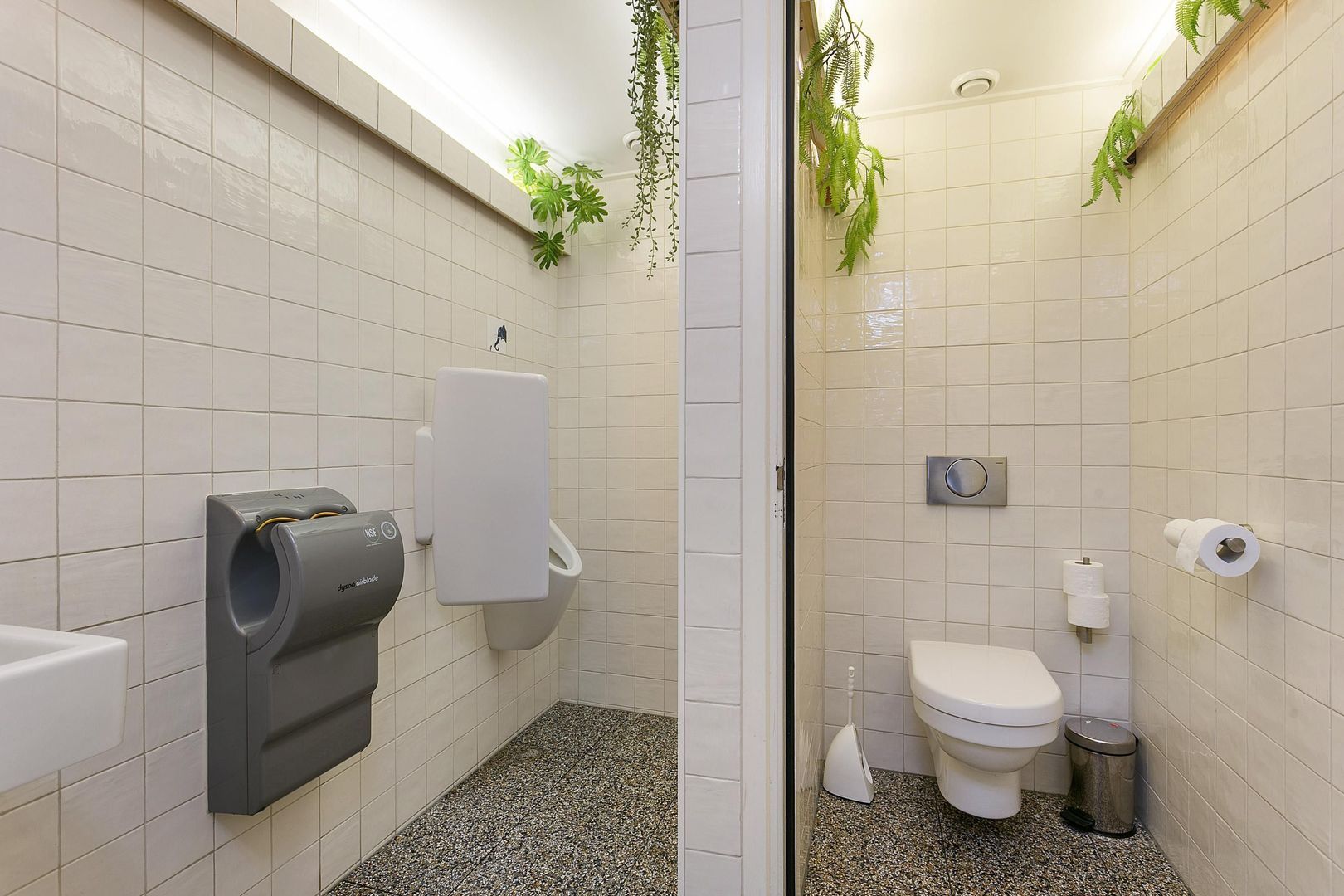 Rixt van Doniastraat 18, Nes foto-19