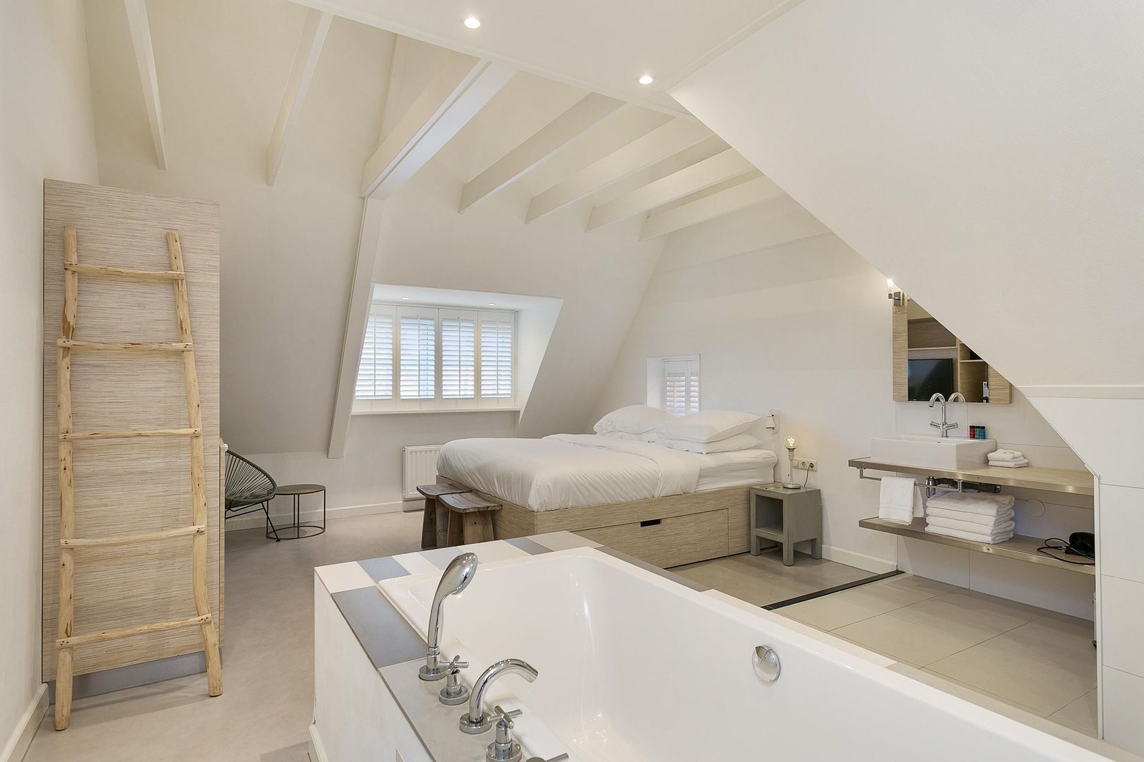 Rixt van Doniastraat 18, Nes foto-36