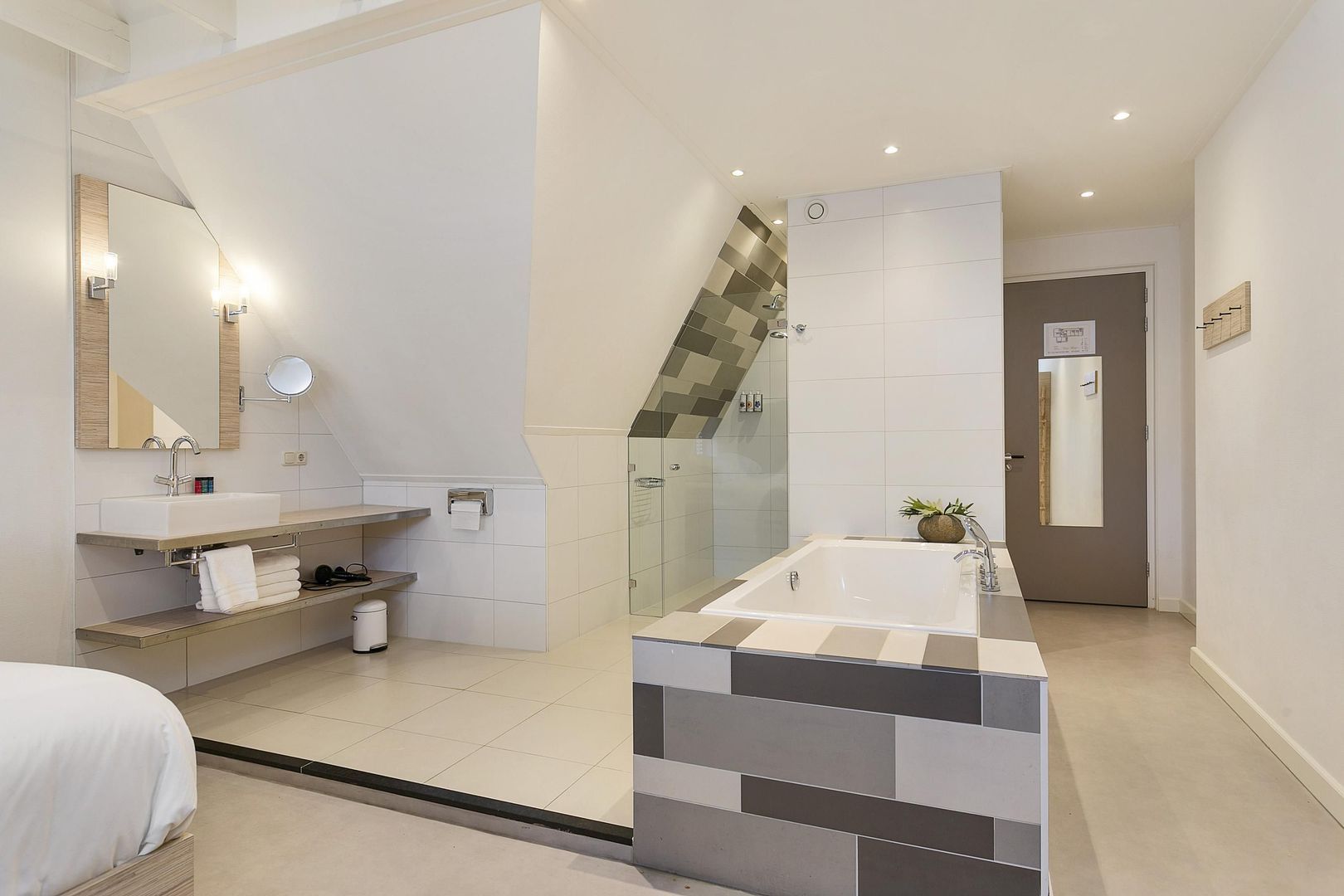 Rixt van Doniastraat 18, Nes foto-38