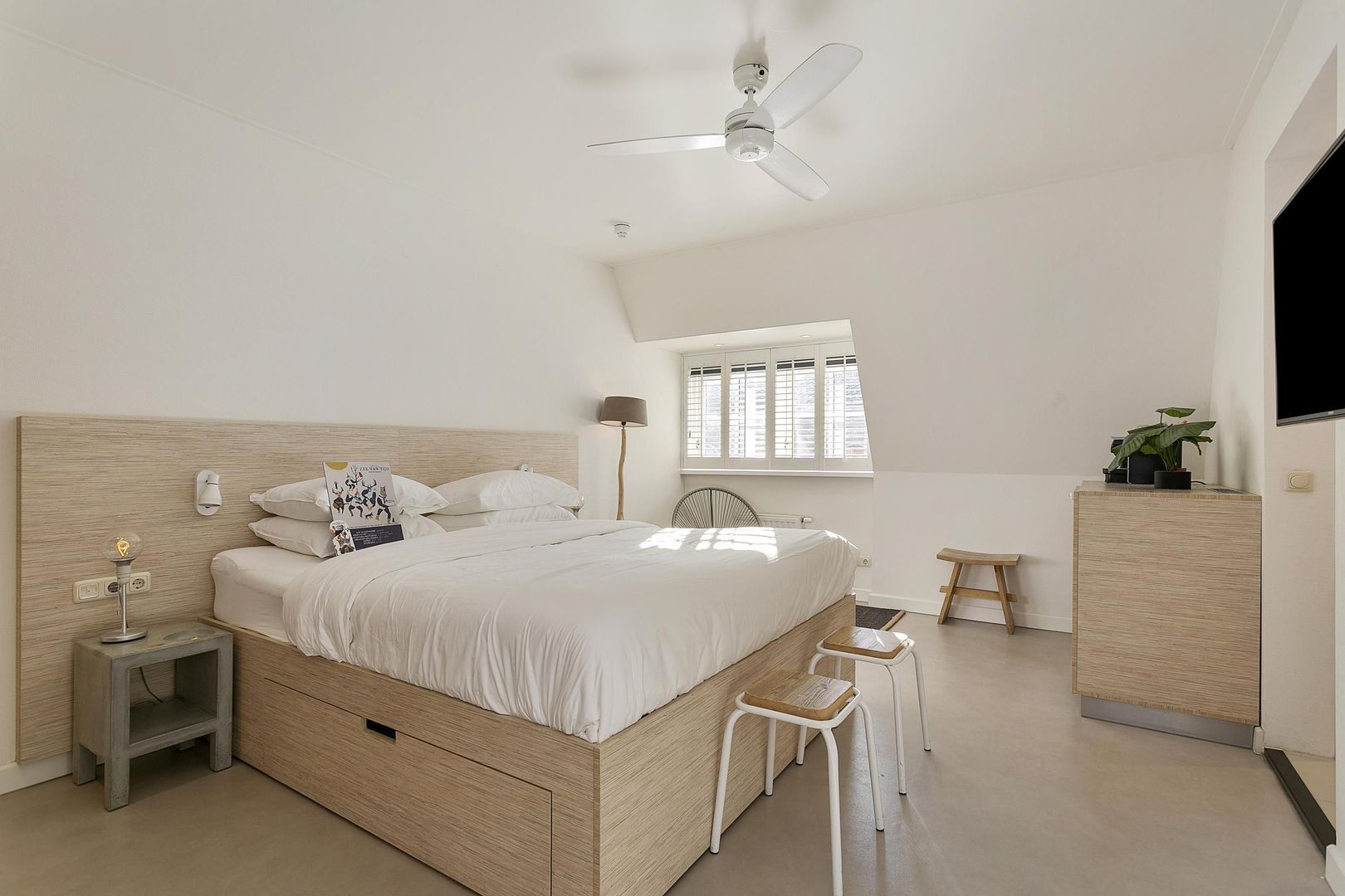 Rixt van Doniastraat 18, Nes foto-31