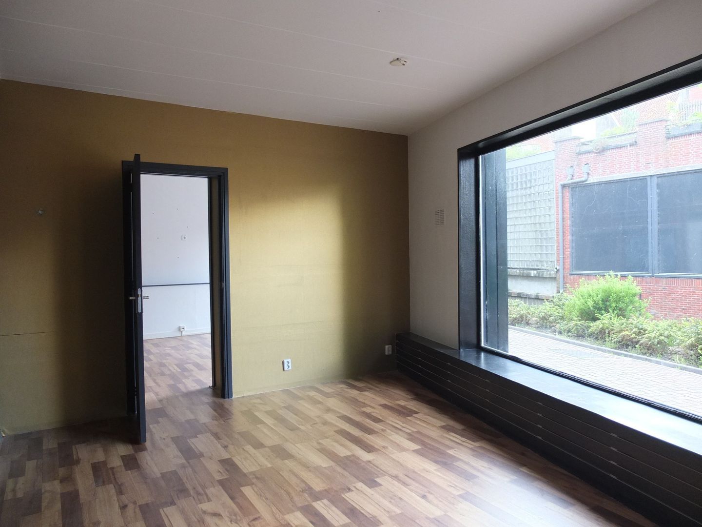 Oranjewal 4, Dokkum foto-6