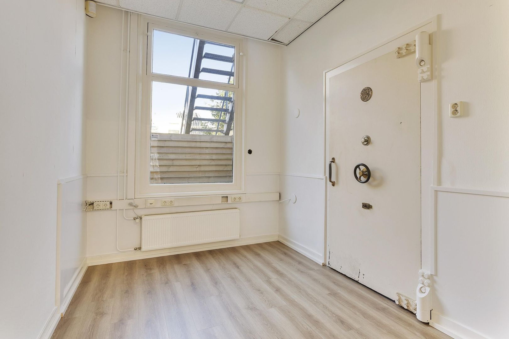 Aalsumerpoort 10, Dokkum foto-2