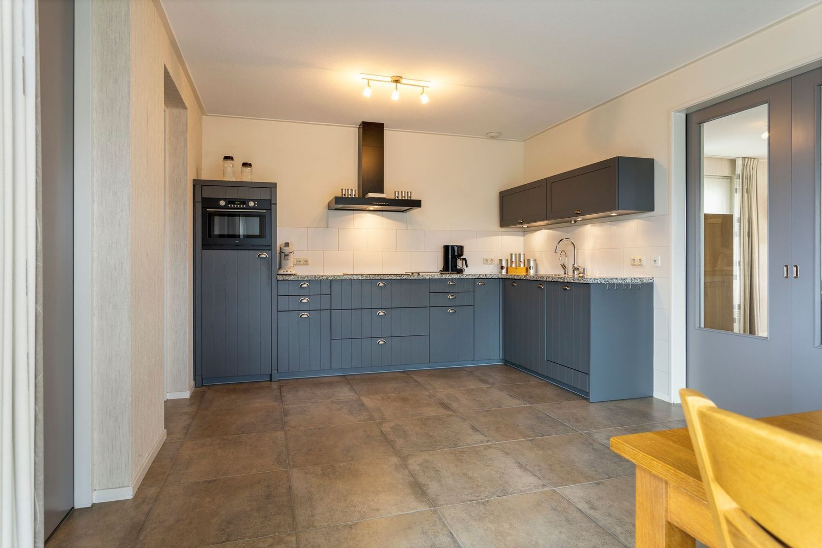 De Streng 2, Ternaard foto-22