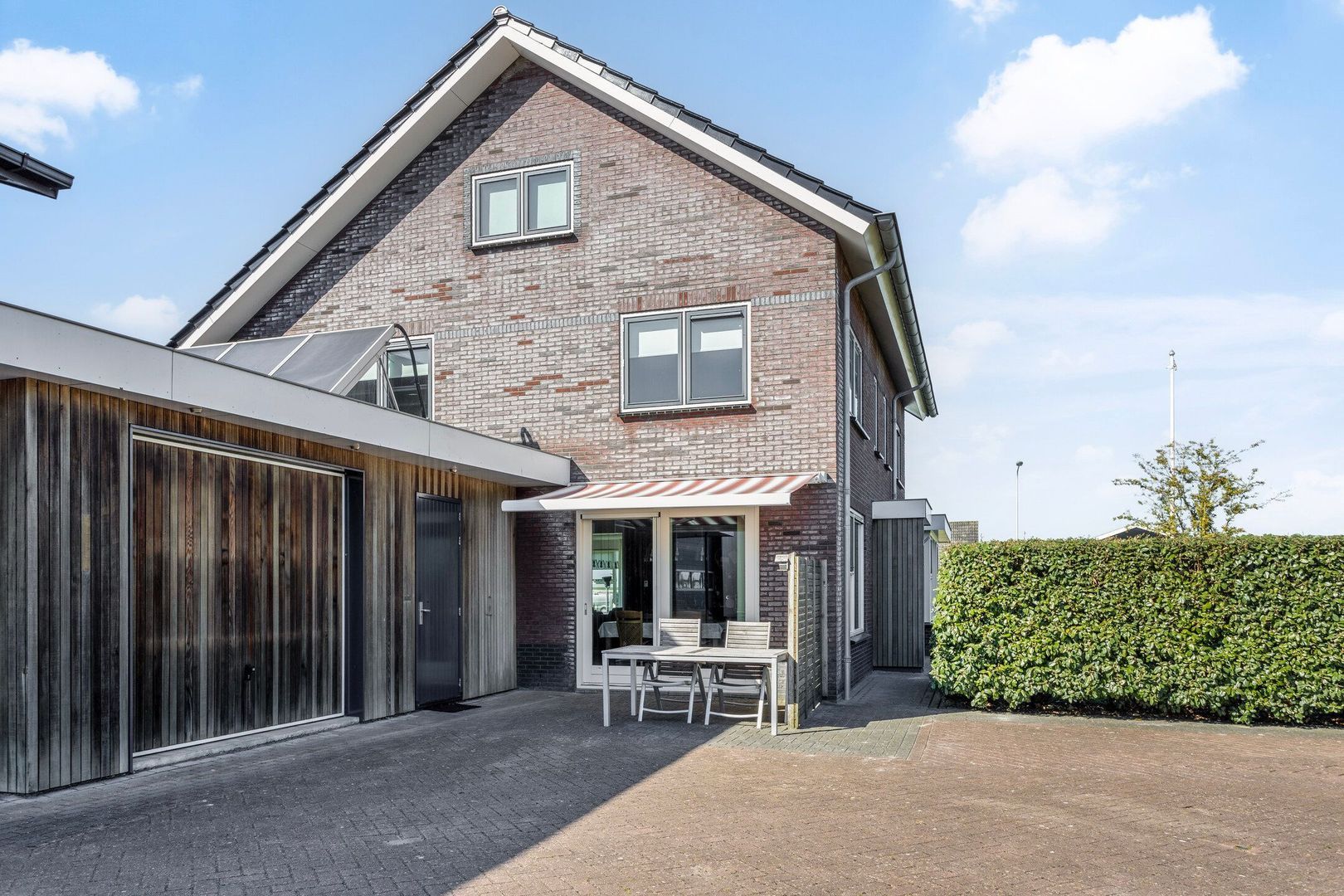 De Streng 2, Ternaard foto-36