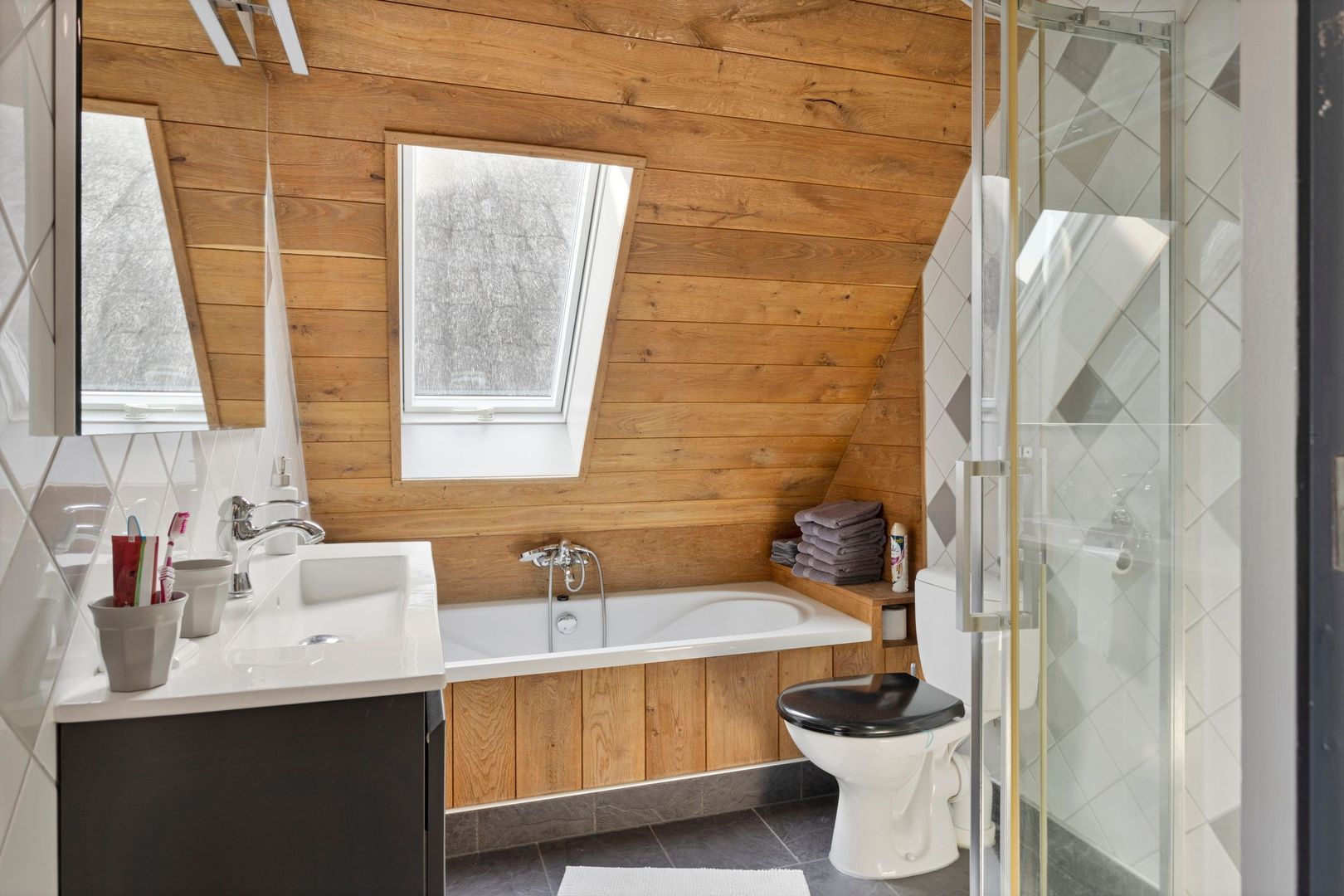 Nijbuorren 8, Ternaard foto-32