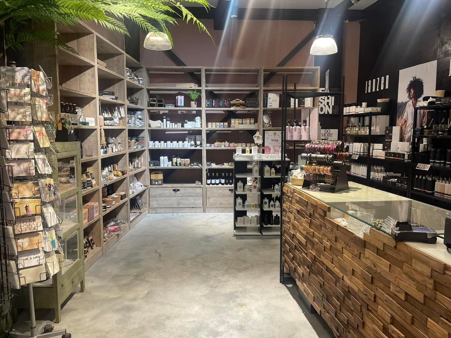 Mr. Andreastraat 1 en Voorstraat 97 0 ong, Kollum foto-10