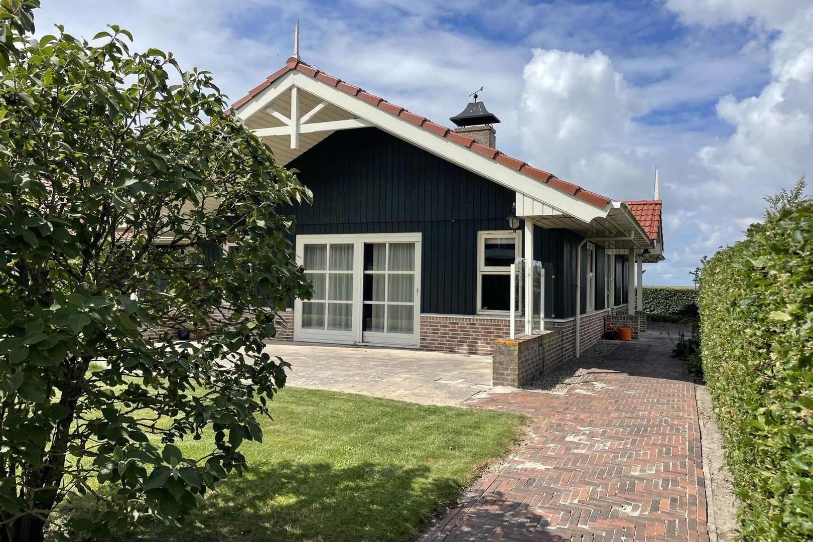 De Wjuk 9, Ferwert foto-1