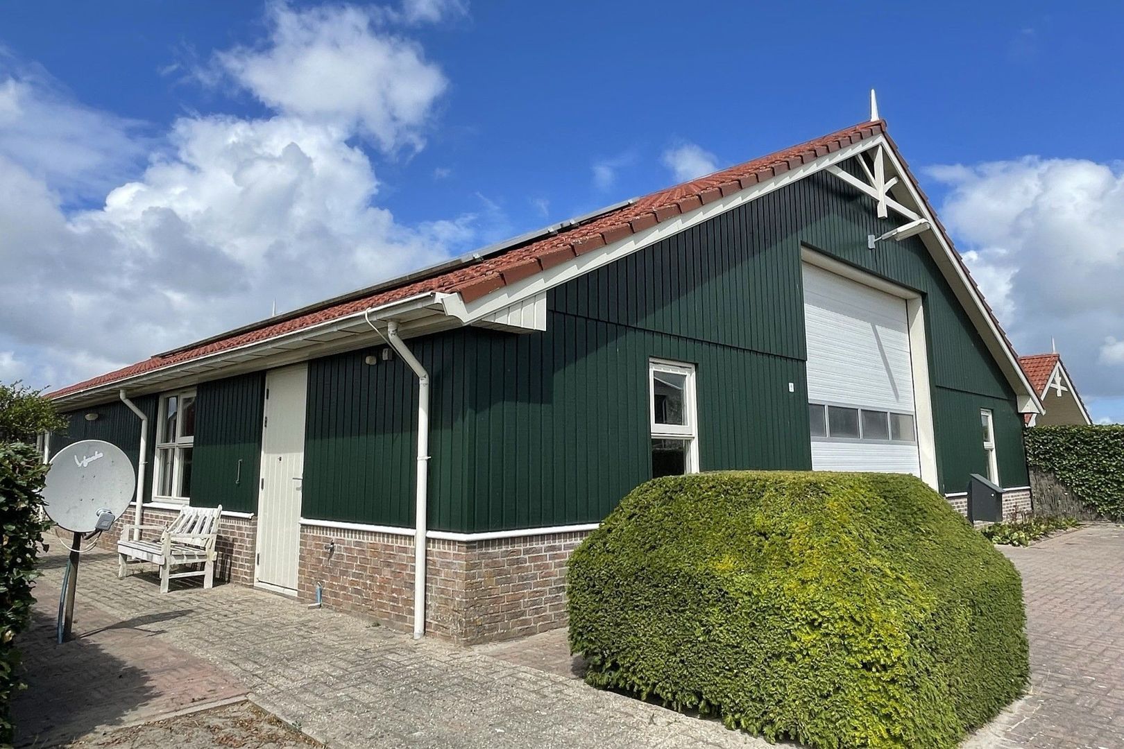 De Wjuk 9, Ferwert foto-3