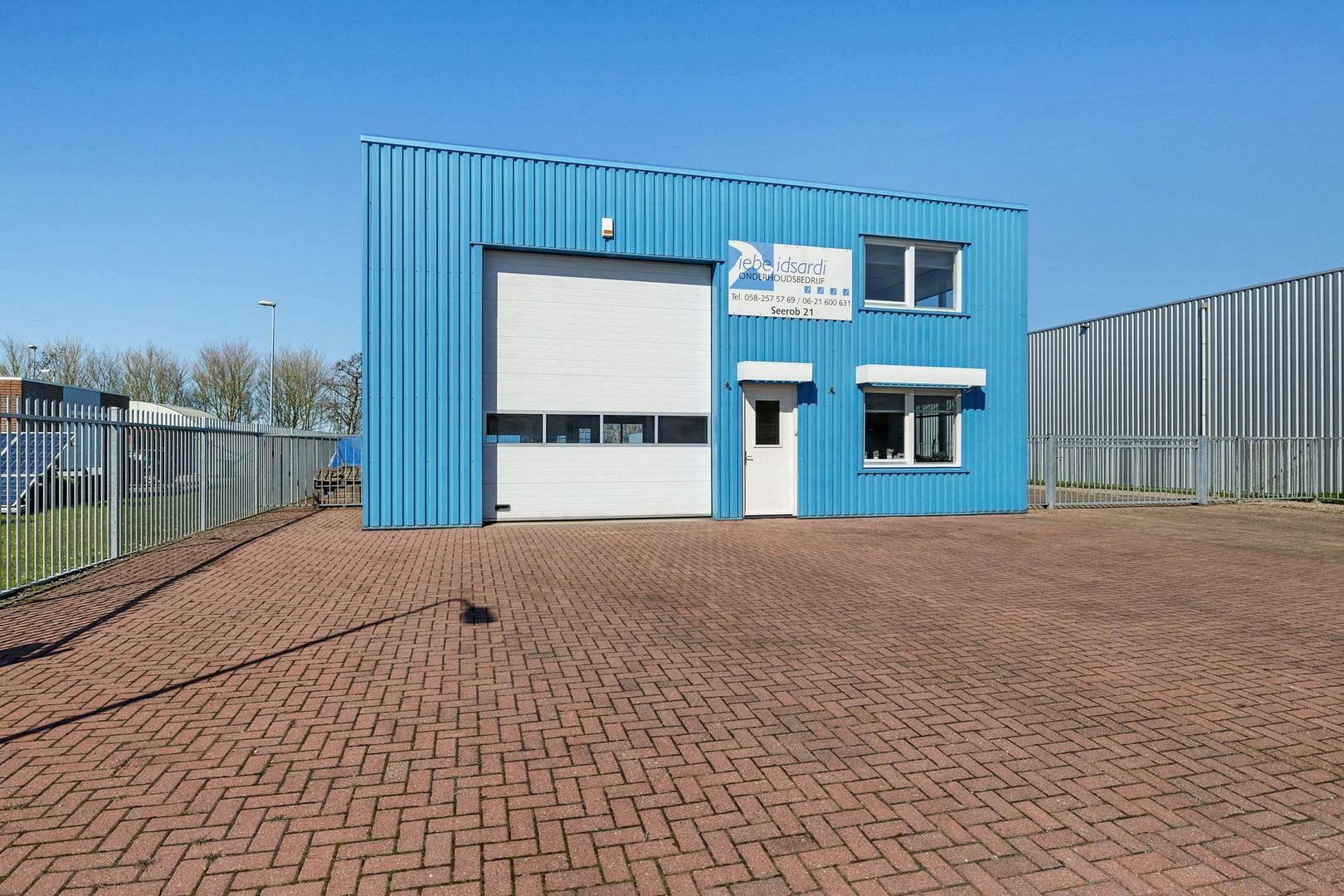 Seerob 21, Stiens foto-4