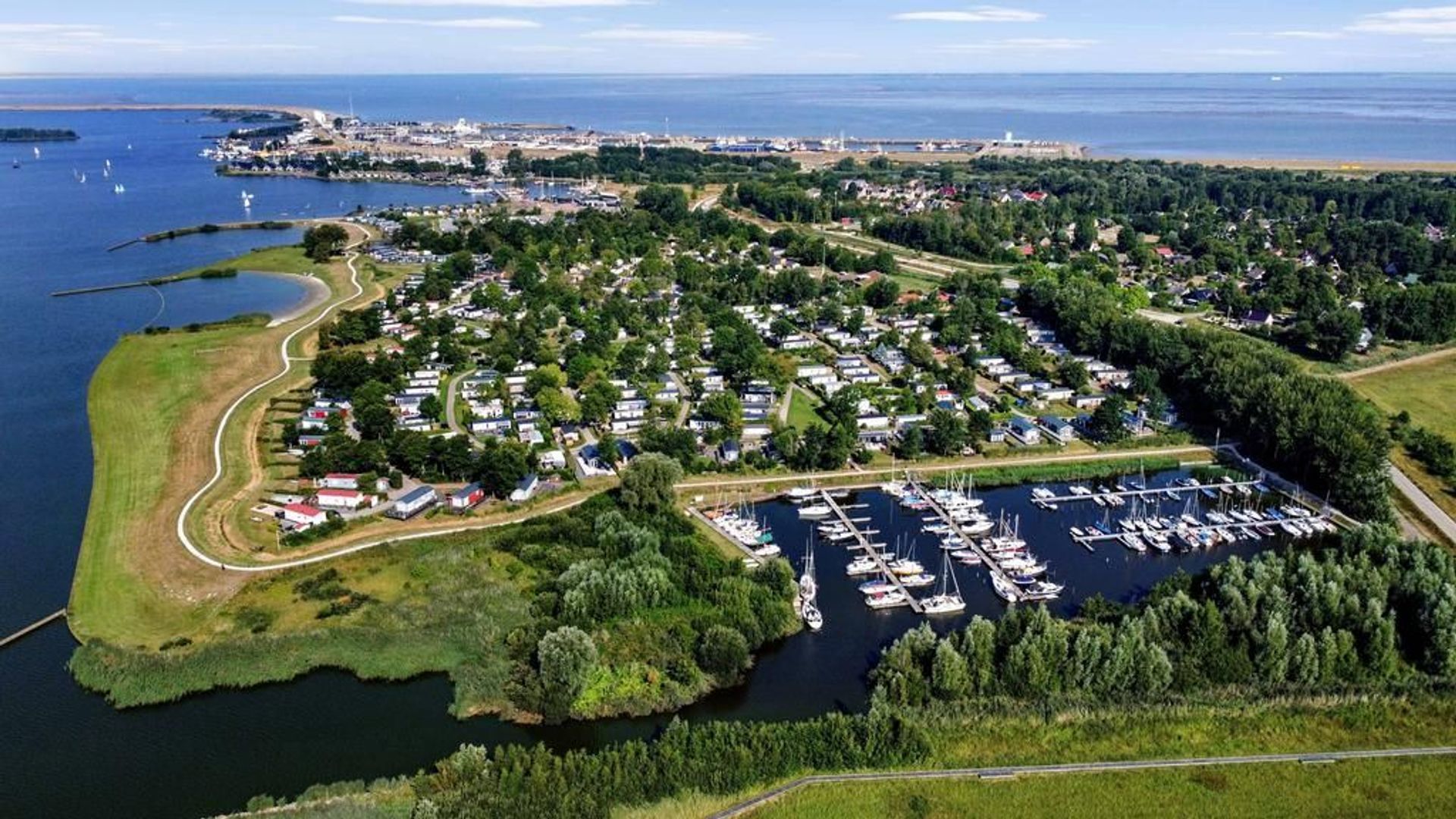 Babbelaar 15 0 ong, Lauwersoog foto-3