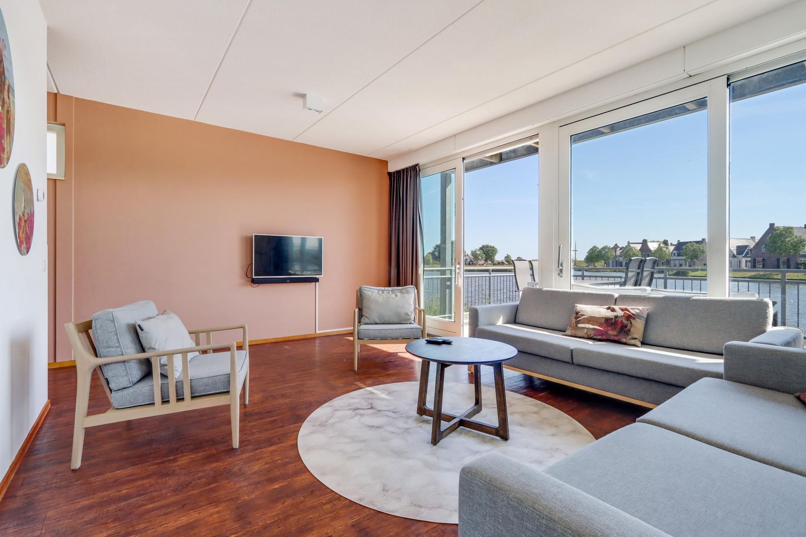 Geuzehoeke 36 636, Eanjum foto-7