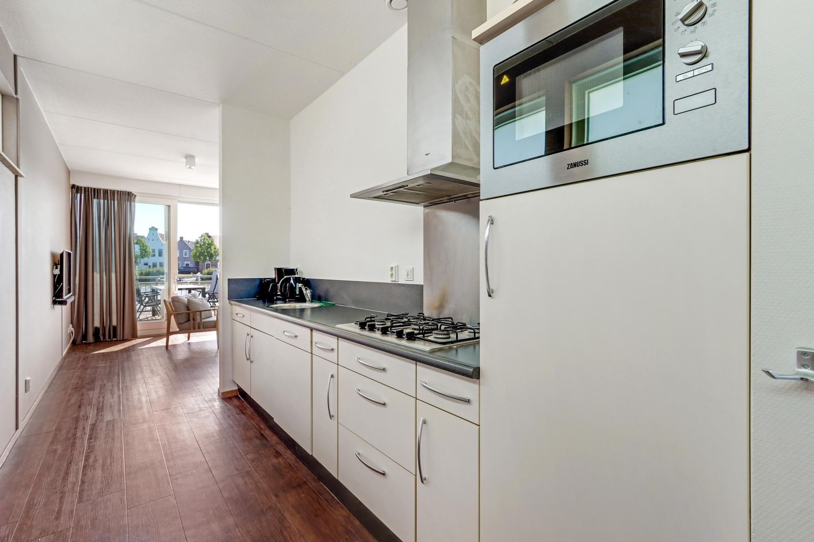 Geuzehoeke 36 636, Eanjum foto-11