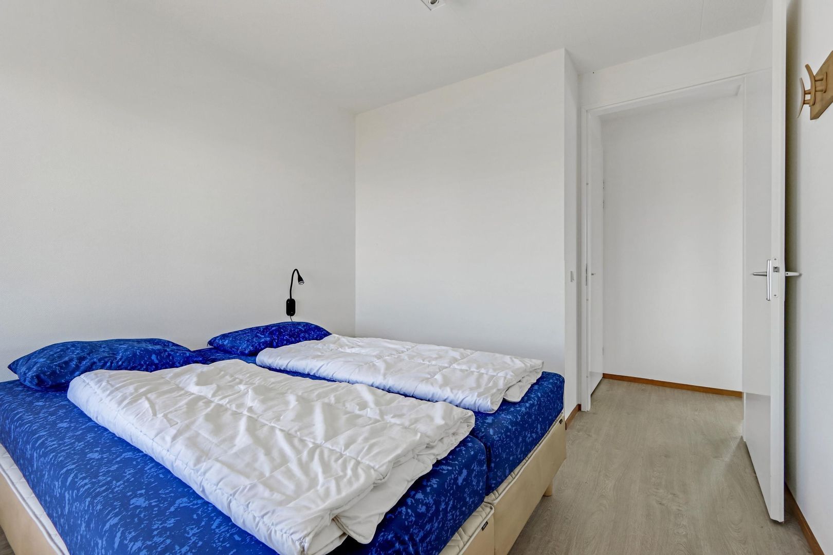 Geuzehoeke 36 636, Eanjum foto-25