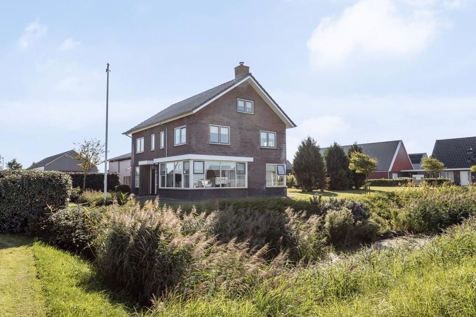 De Streng 2, Ternaard foto-5