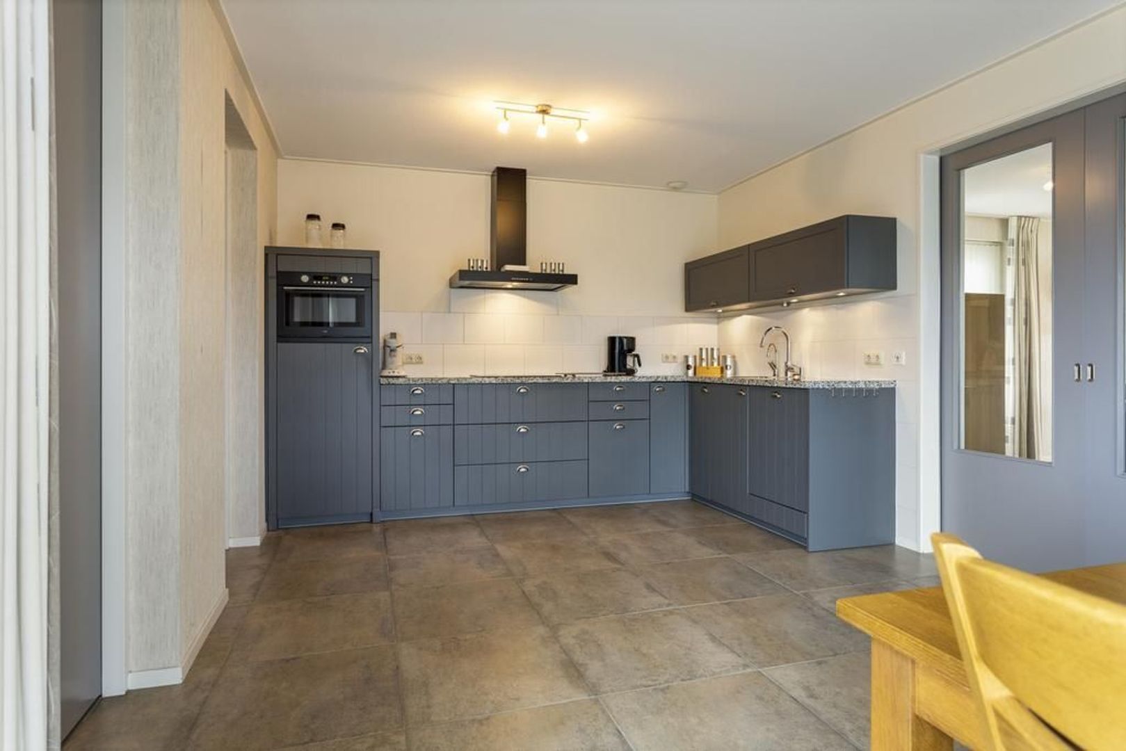 De Streng 2, Ternaard foto-22