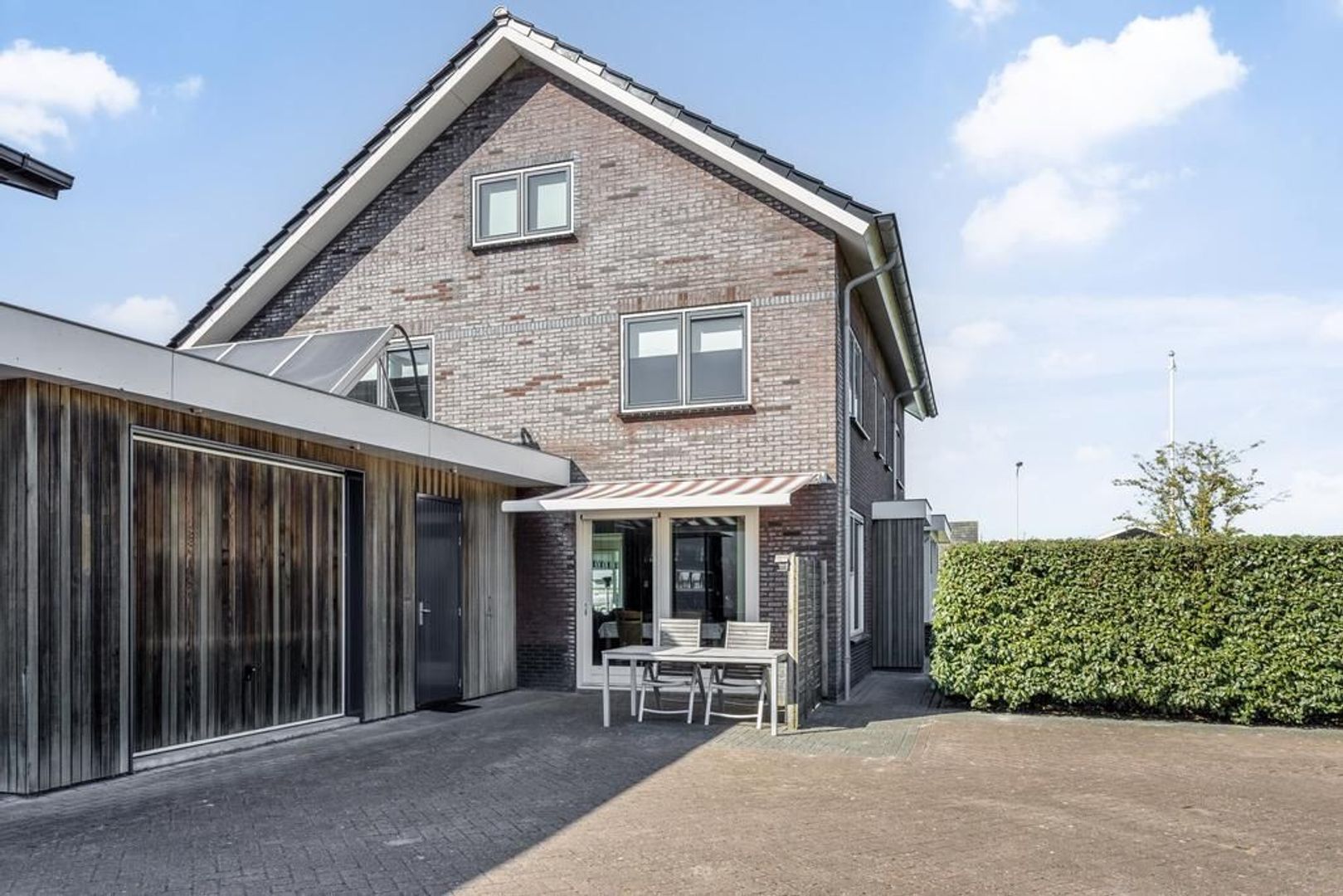 De Streng 2, Ternaard foto-36