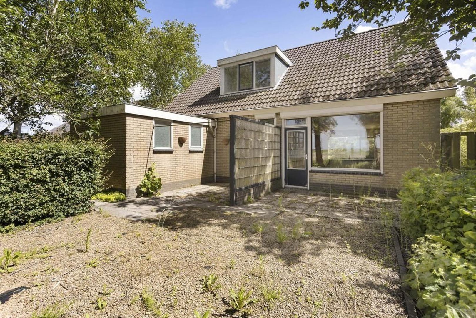 Griene Wei 33, Easternijtsjerk foto-1