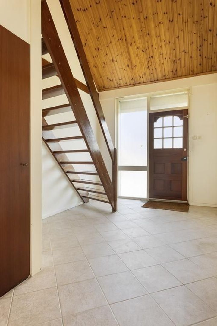 Griene Wei 33, Easternijtsjerk foto-5