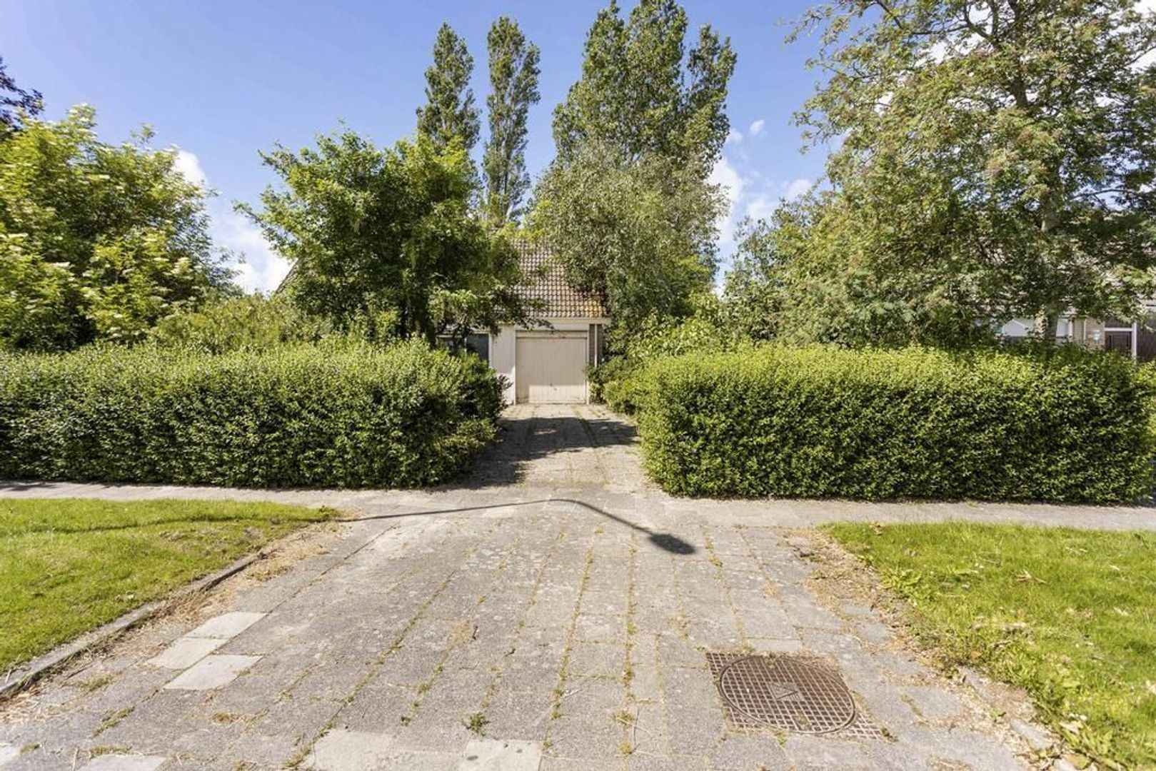 Griene Wei 33, Easternijtsjerk foto-4