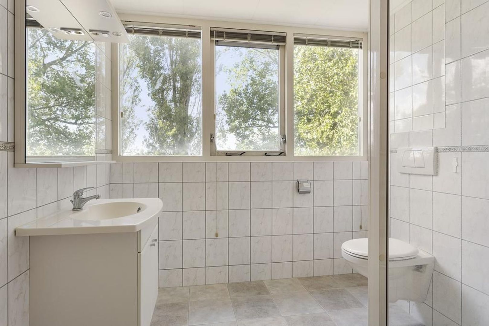 Griene Wei 33, Easternijtsjerk foto-17