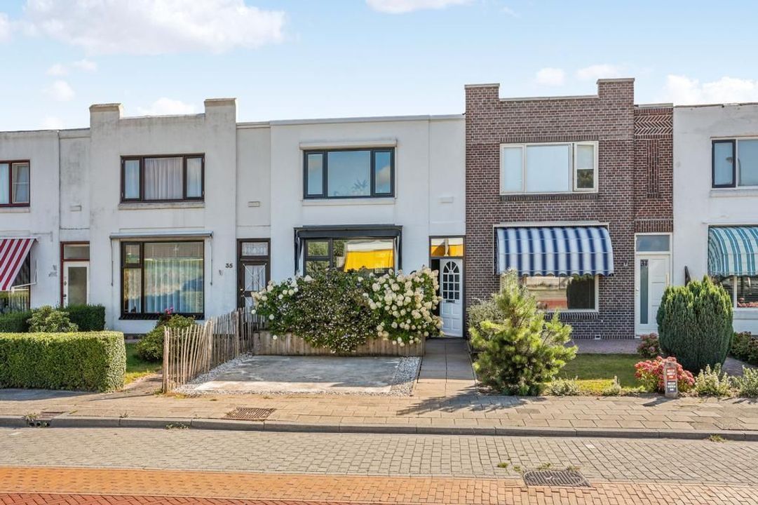Hantumerweg 33, Dokkum
