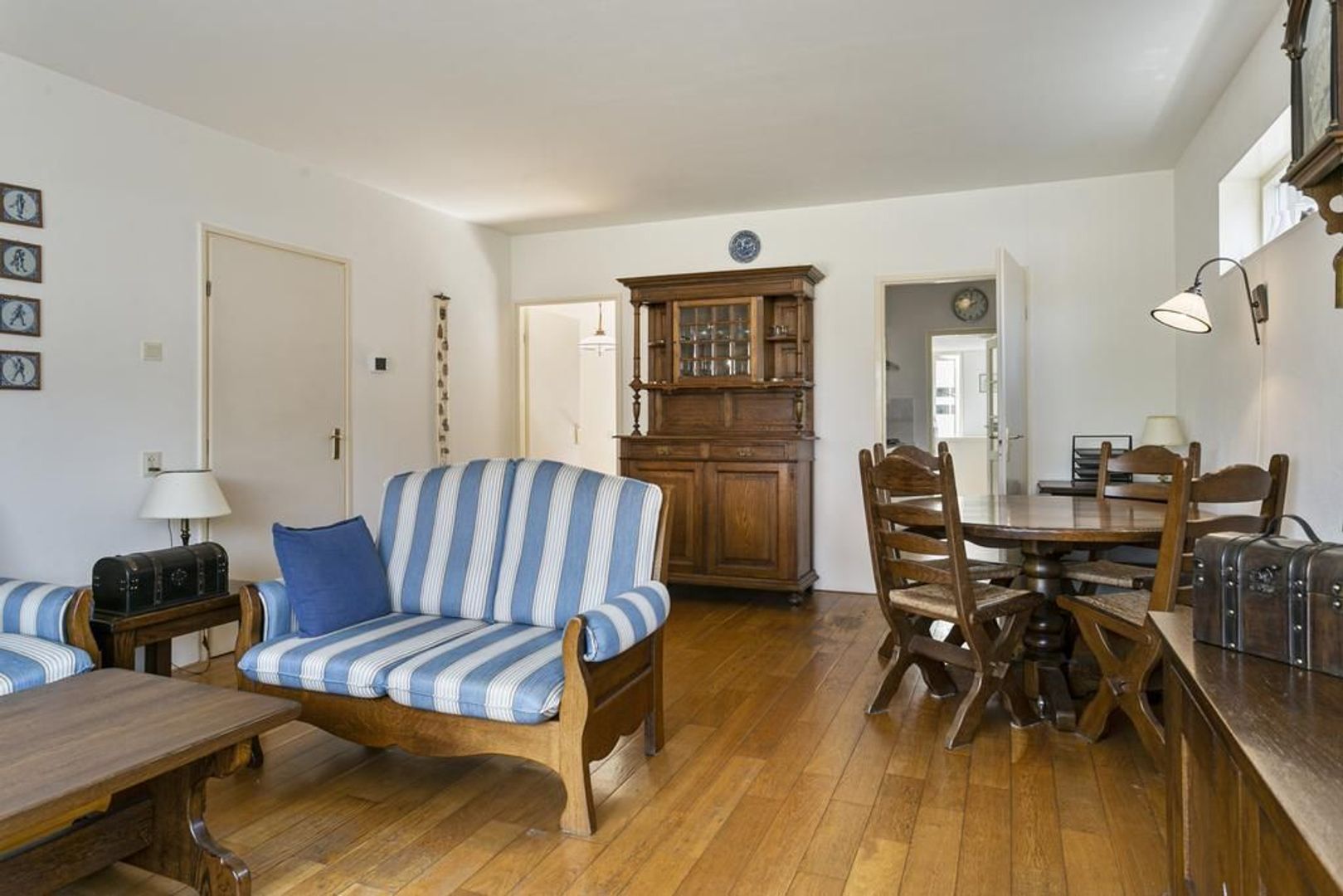 Kluut 54, Dokkum foto-2