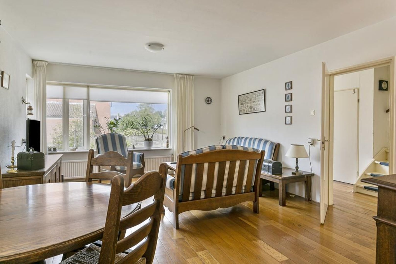 Kluut 54, Dokkum foto-7