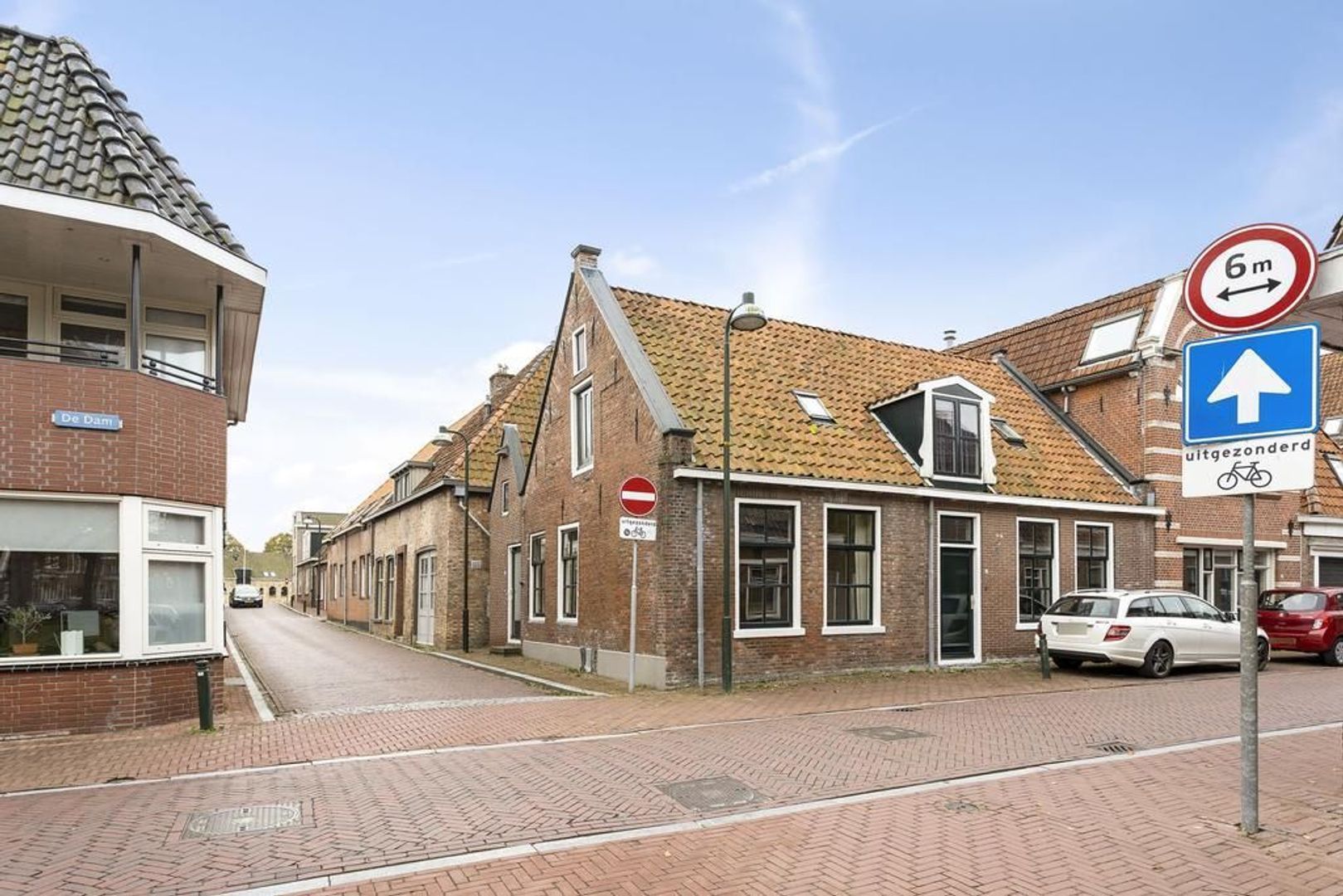 Op de Hoogte 7, Dokkum foto-4