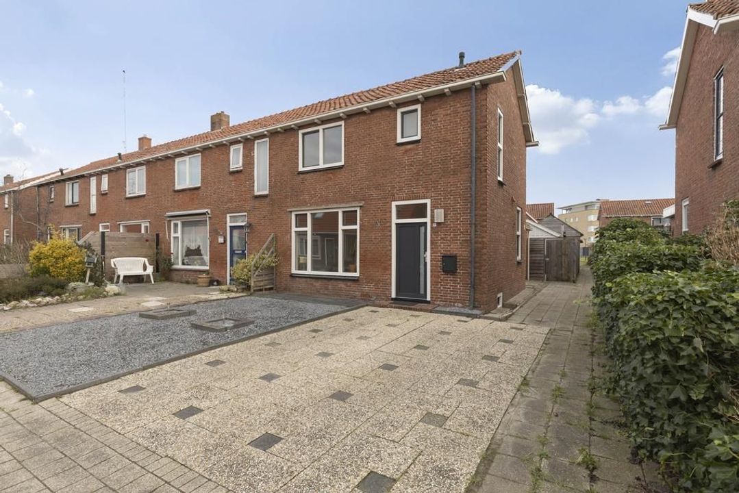 Gosling Posthumastraat 17, Dokkum