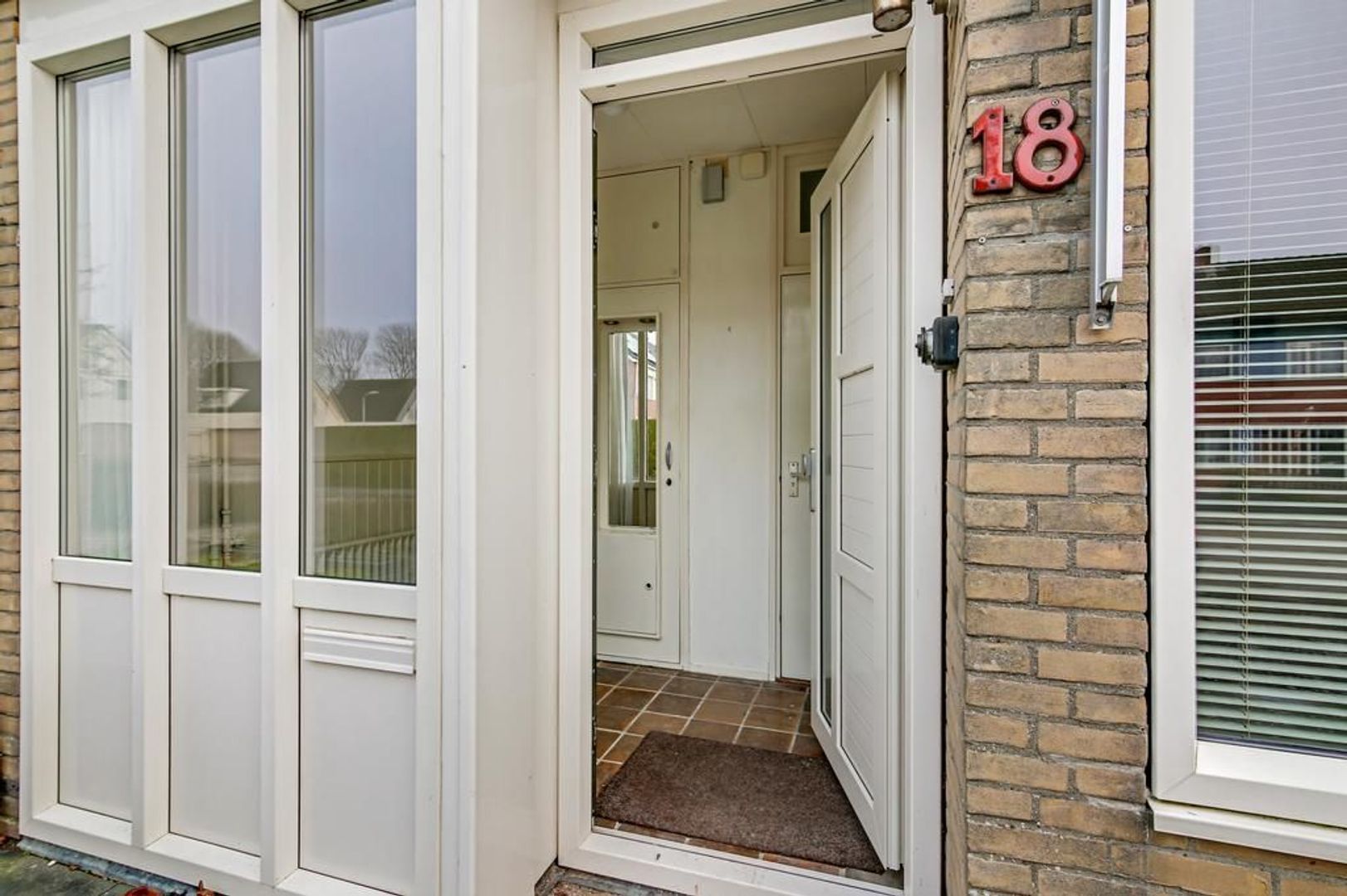 De Zwaan 18, Dokkum foto-5