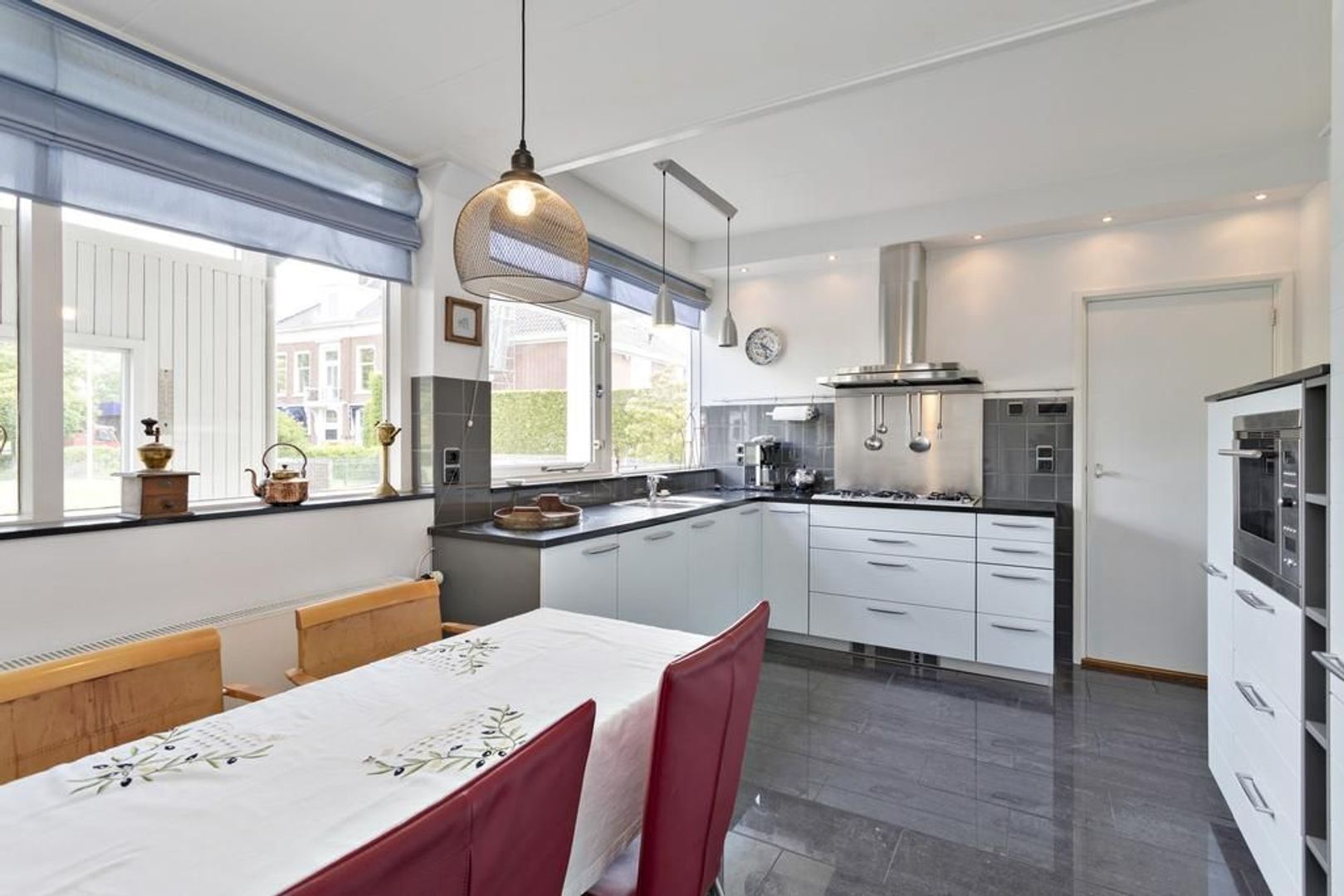 Stationsweg 10, Dokkum foto-13