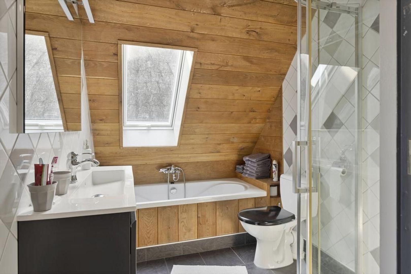 Nijbuorren 8, Ternaard foto-32