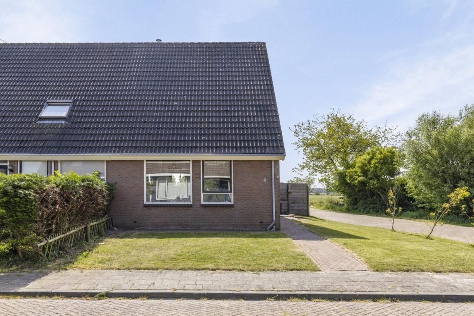 Ale-Tun 12, Holwert foto-4