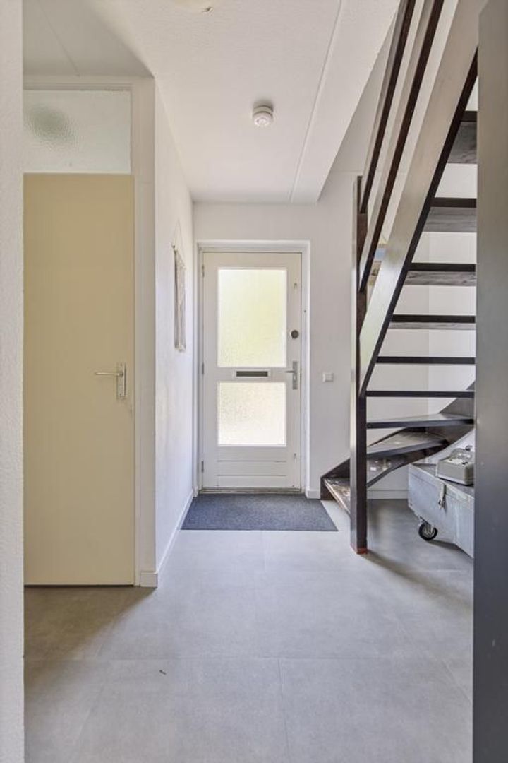 Ale-Tun 12, Holwert foto-5