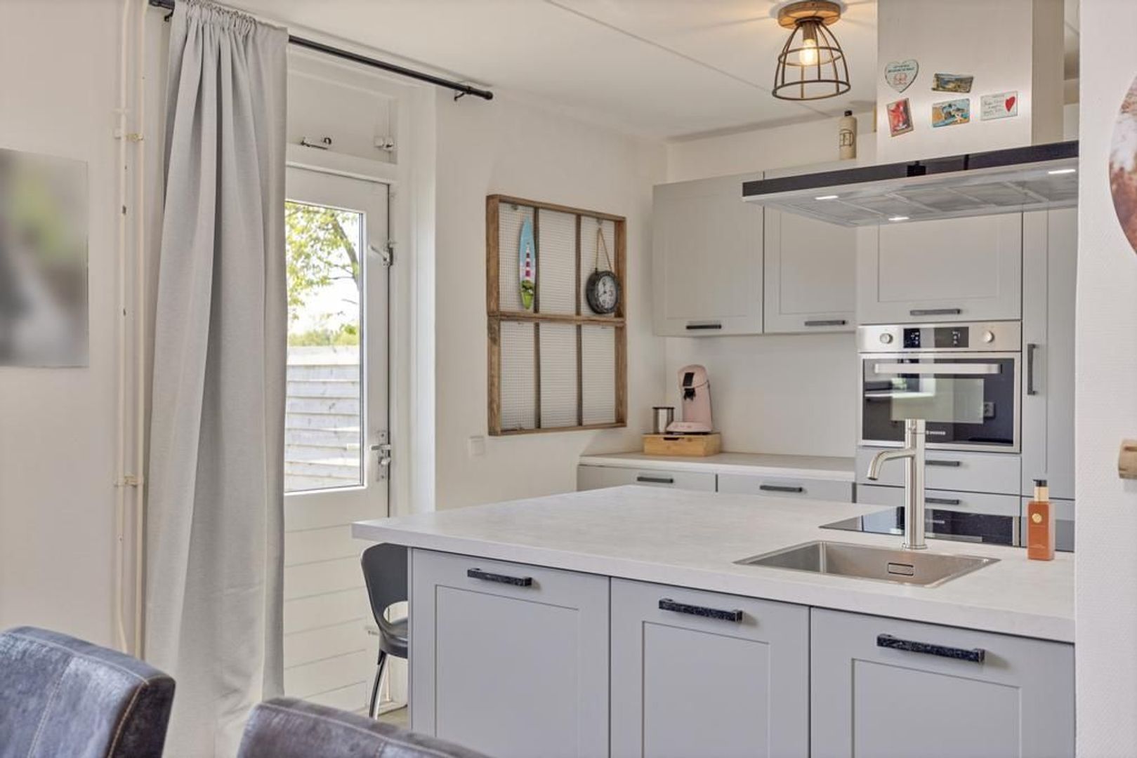 Ale-Tun 12, Holwert foto-2