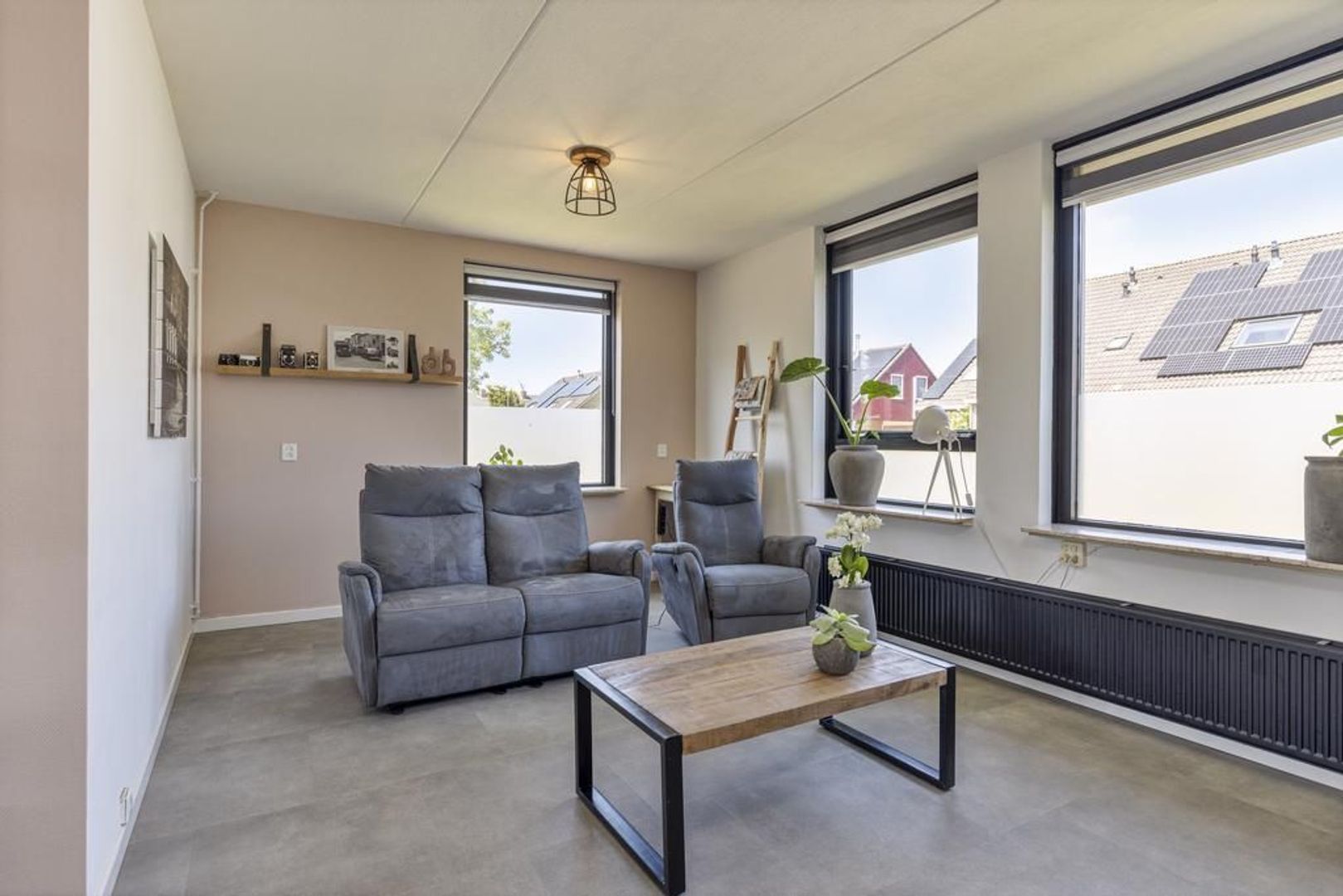 Ale-Tun 12, Holwert foto-9