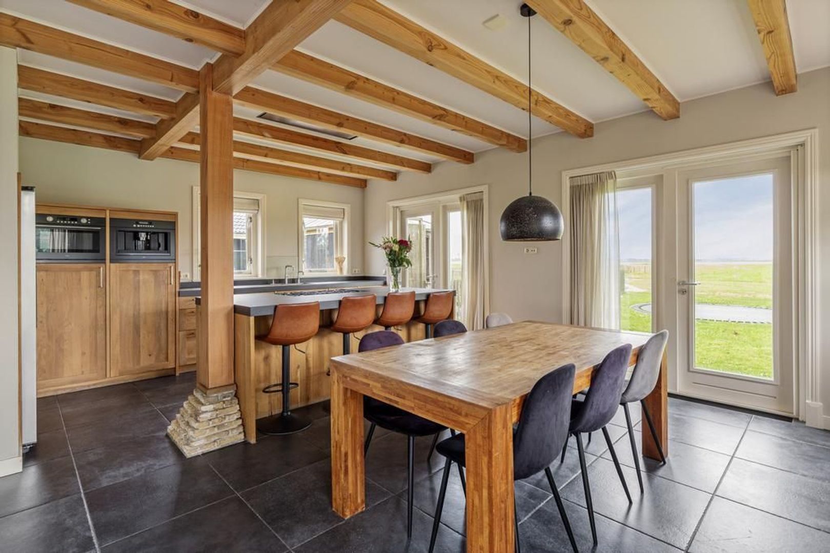 Dyksterwei 1, Ljussens foto-3