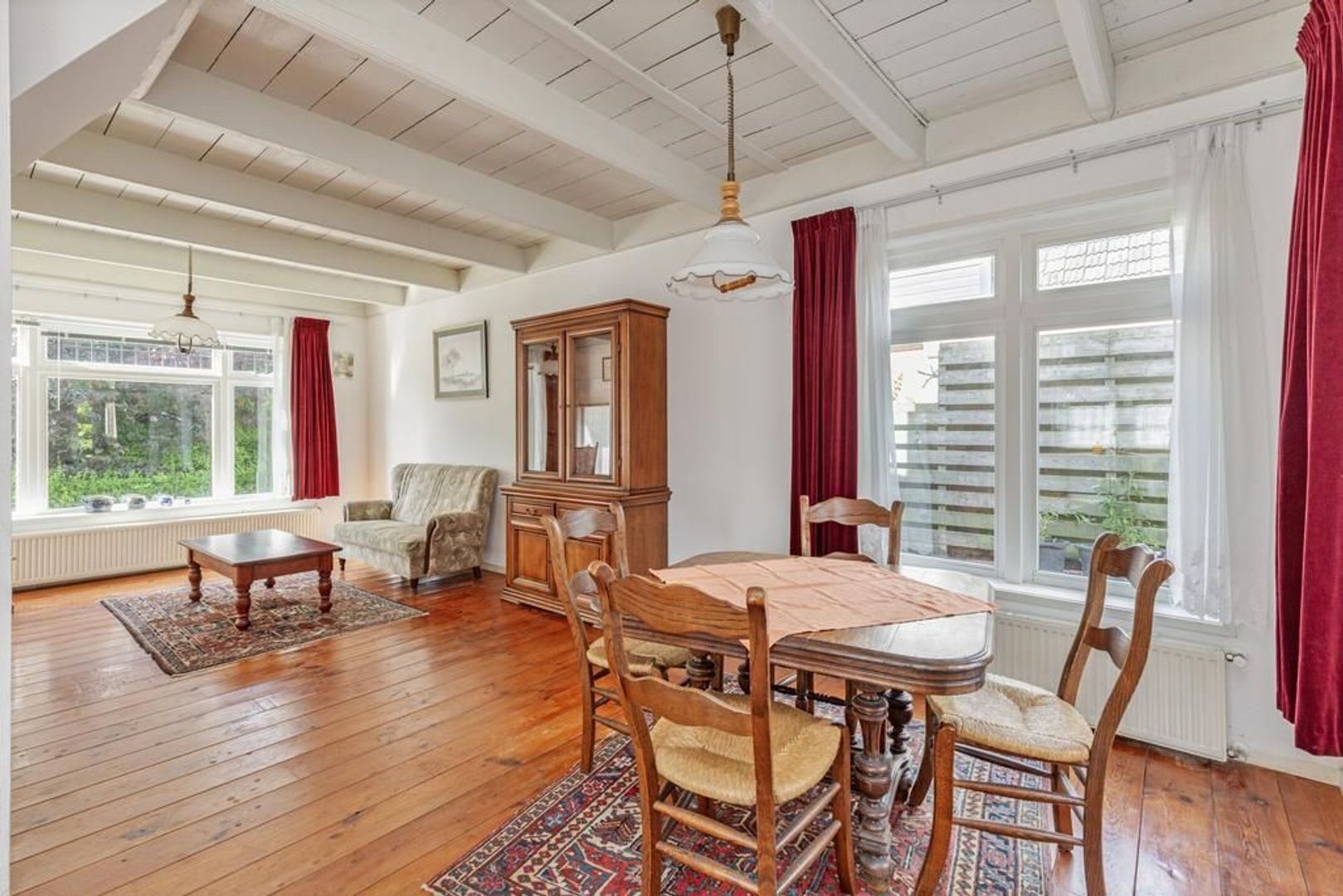 Wjuk 21, Ternaard foto-2